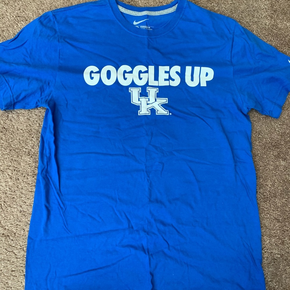 Nike athletic top university of Kentucky